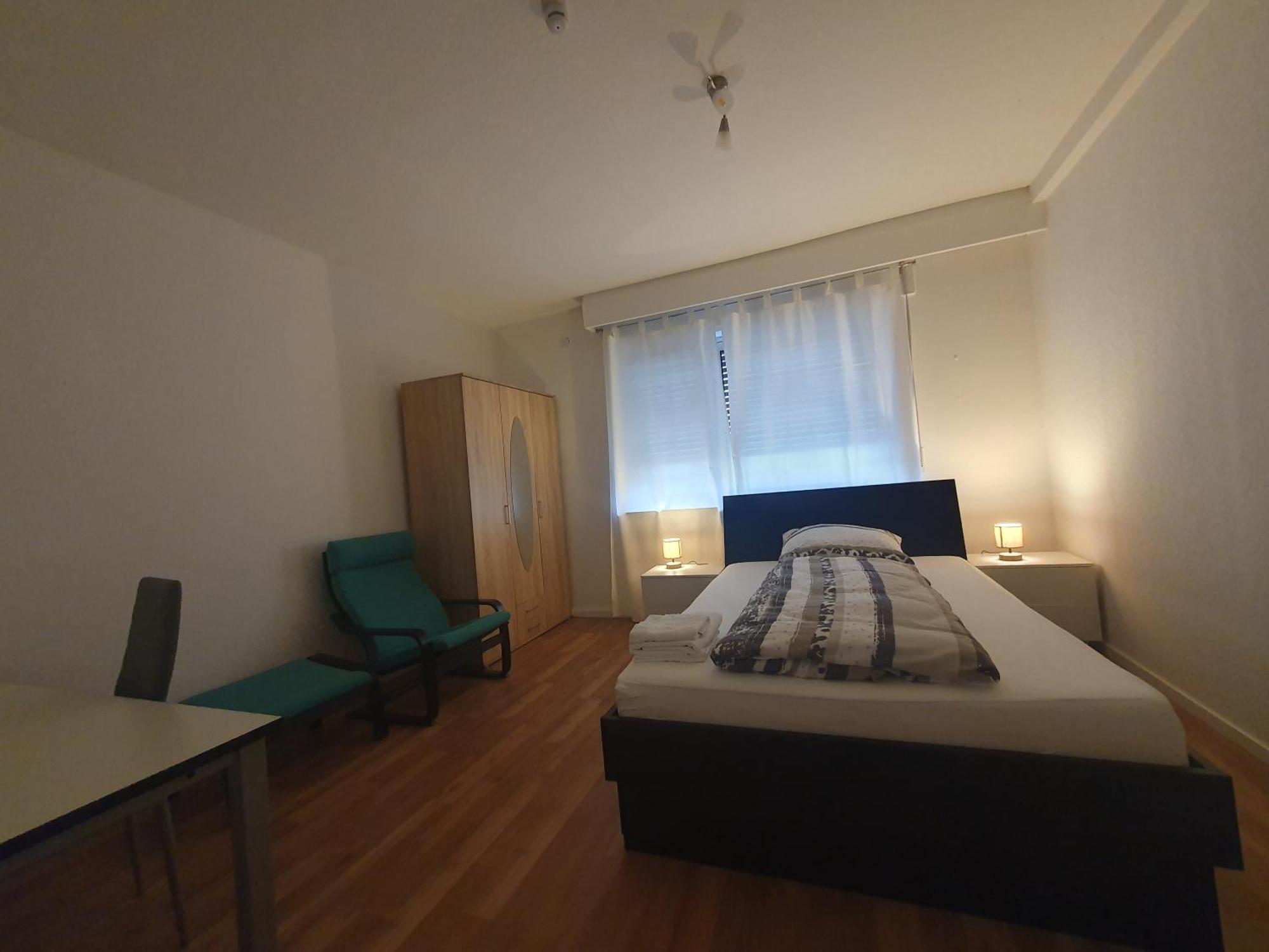 Privatzimmer An Der Uniklinik Mainz - Nur Fuer Weibliche Gaeste Apartment Exterior photo